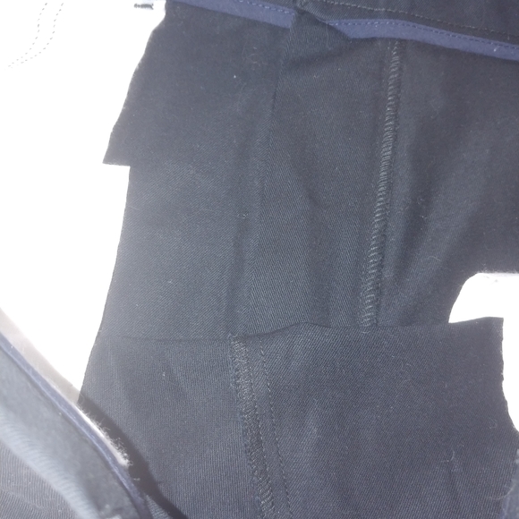 Men's size 38 Dockers dress pants. - Picture 3 of 5
